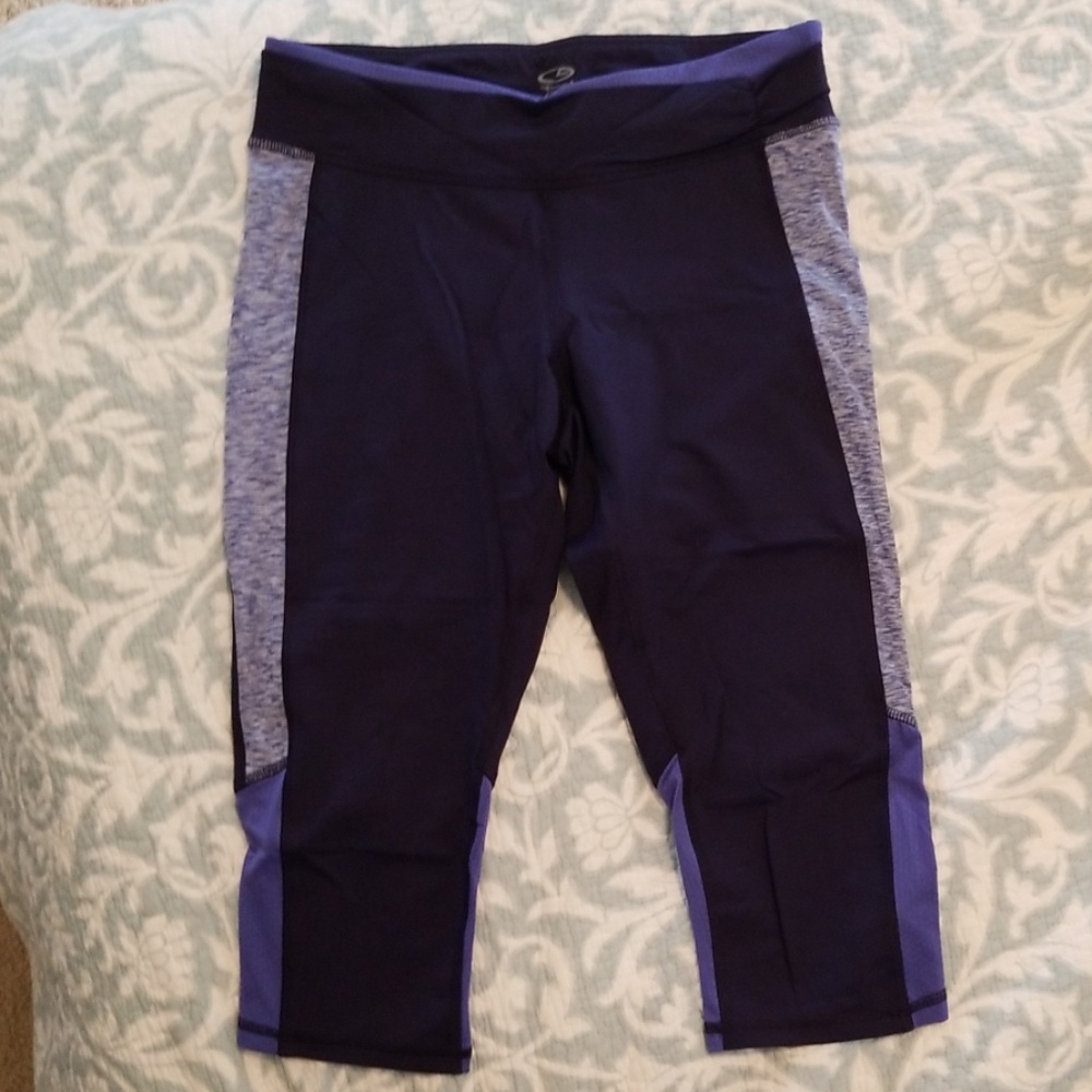 Champion running capris